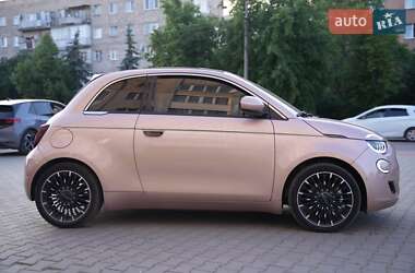Кабриолет Fiat 500e 2022 в 