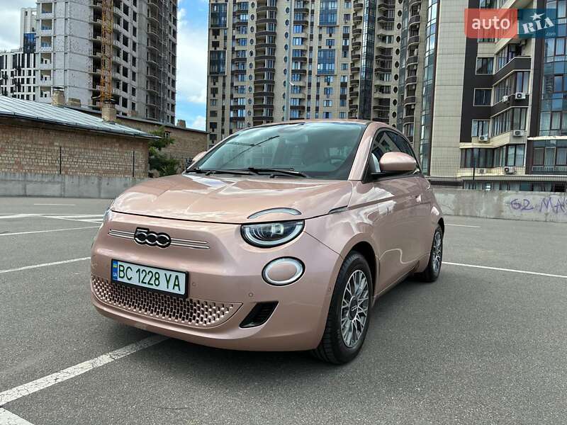 Fiat 500e 2021