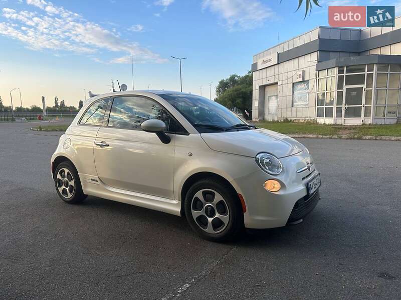 Хетчбек Fiat 500e 2015 в Борисполі