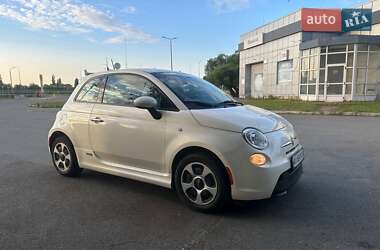 Хэтчбек Fiat 500e 2015 в 