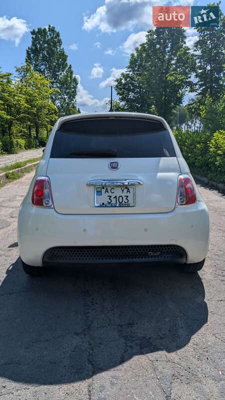 Хетчбек Fiat 500e 2015 в Ковелі