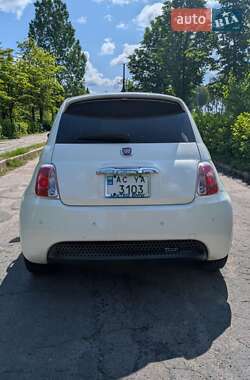 Хэтчбек Fiat 500e 2015 в 