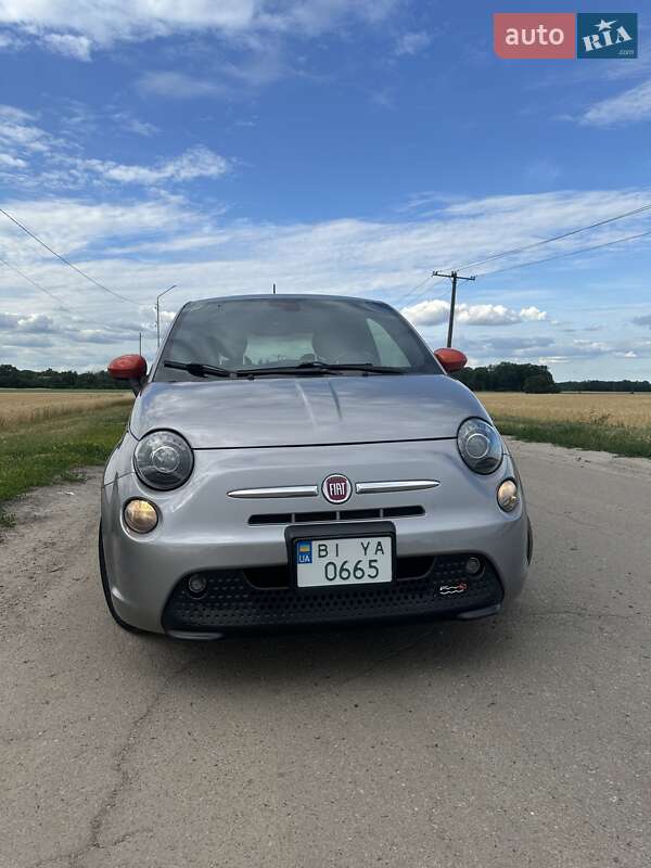 Хэтчбек Fiat 500e 2016 в Полтаве