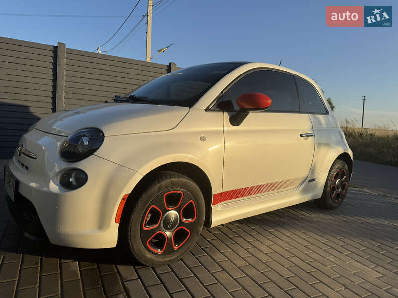 Fiat 500e 2015