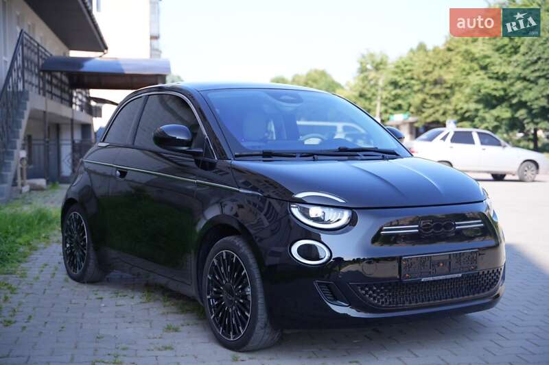 Хэтчбек Fiat 500e 2023 в Львове