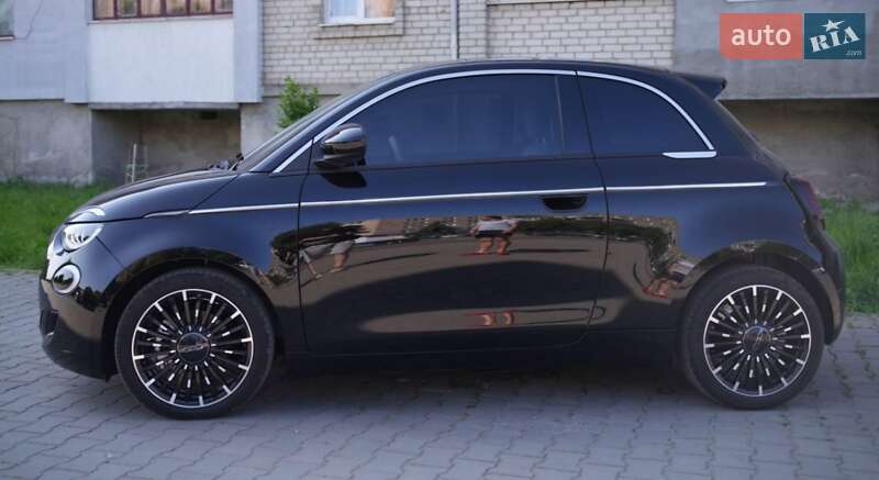 Хэтчбек Fiat 500e 2023 в Львове