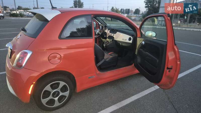 Хэтчбек Fiat 500e 2014 в Киеве
