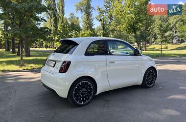 Хэтчбек Fiat 500e 2021 в 