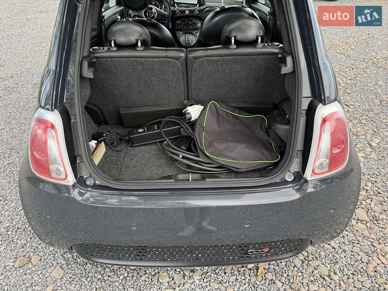 Хэтчбек Fiat 500e 2016 в Стрые