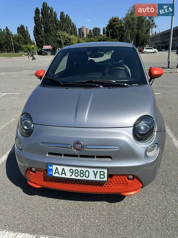 Хэтчбек Fiat 500e 2016 в Киеве фото 10 Хэтчбек Fiat 500e 2016 в Киеве