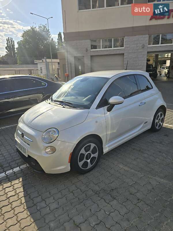Fiat 500e 2015