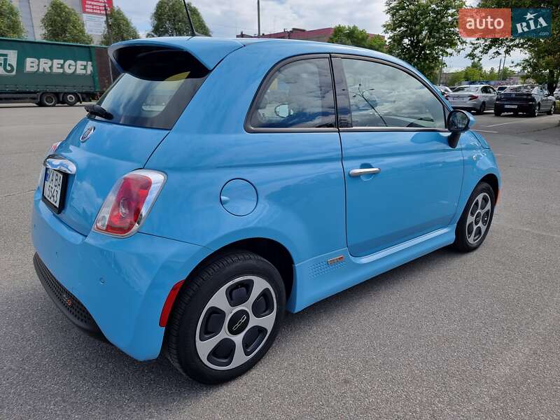 Хэтчбек Fiat 500e 2017 в Киеве