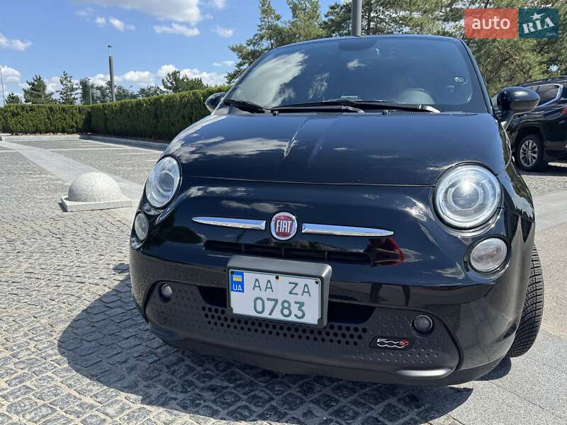 Хетчбек Fiat 500e 2015 в Дніпрі