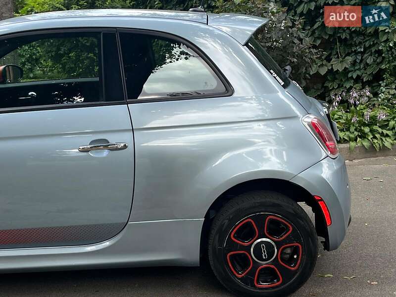 Хэтчбек Fiat 500e 2014 в Киеве