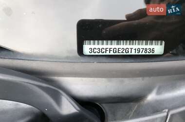Хэтчбек Fiat 500e 2016 в 
