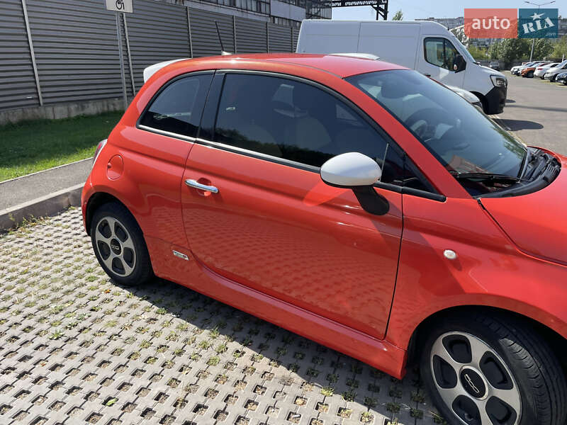 Хэтчбек Fiat 500e 2017 в Киеве