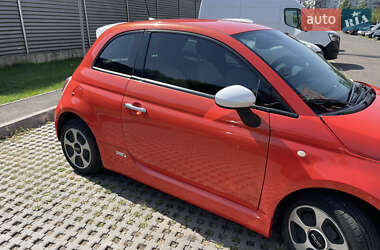 Хэтчбек Fiat 500e 2017 в 