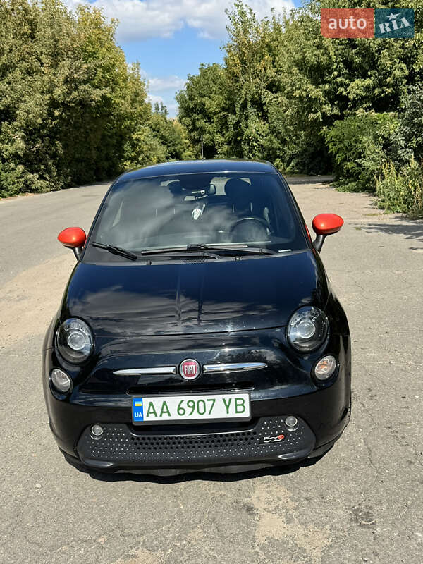 Хэтчбек Fiat 500e 2013 в Киеве