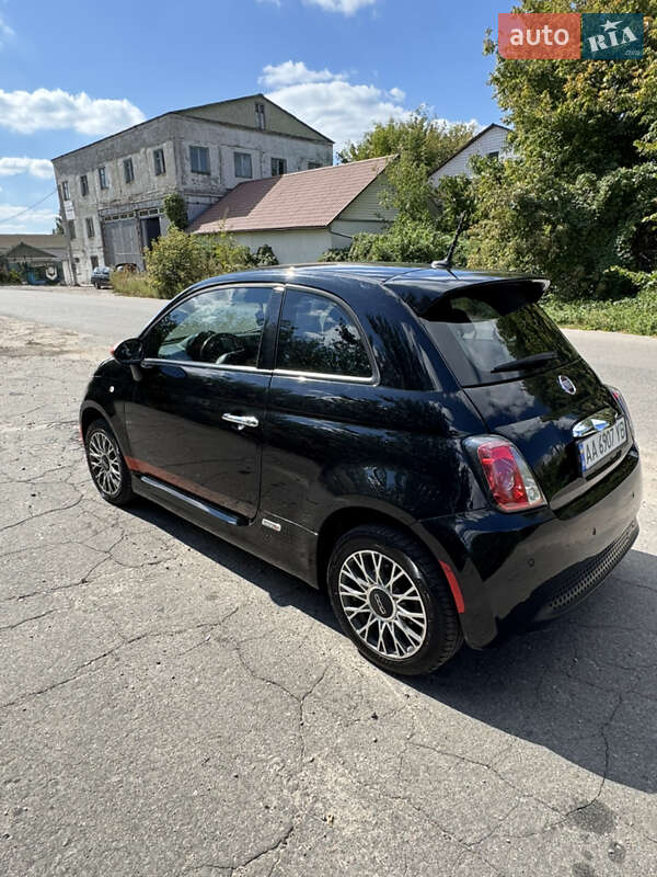 Хэтчбек Fiat 500e 2013 в Киеве