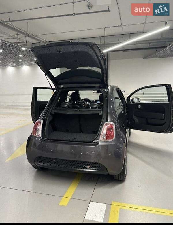 Хэтчбек Fiat 500e 2017 в Киеве
