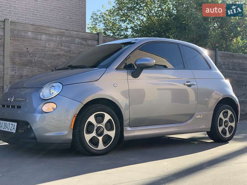 Хэтчбек Fiat 500e 2016 в Киеве