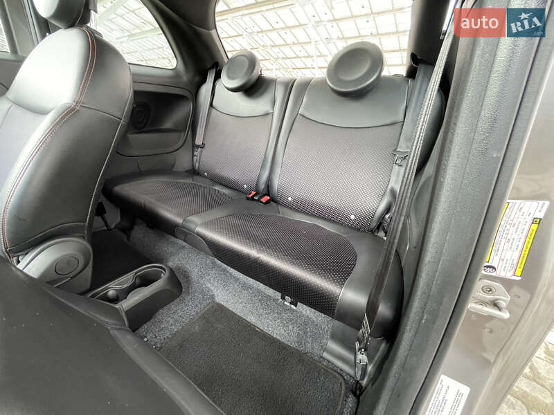 Хэтчбек Fiat 500e 2013 в Львове