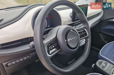 Хэтчбек Fiat 500e 2021 в 