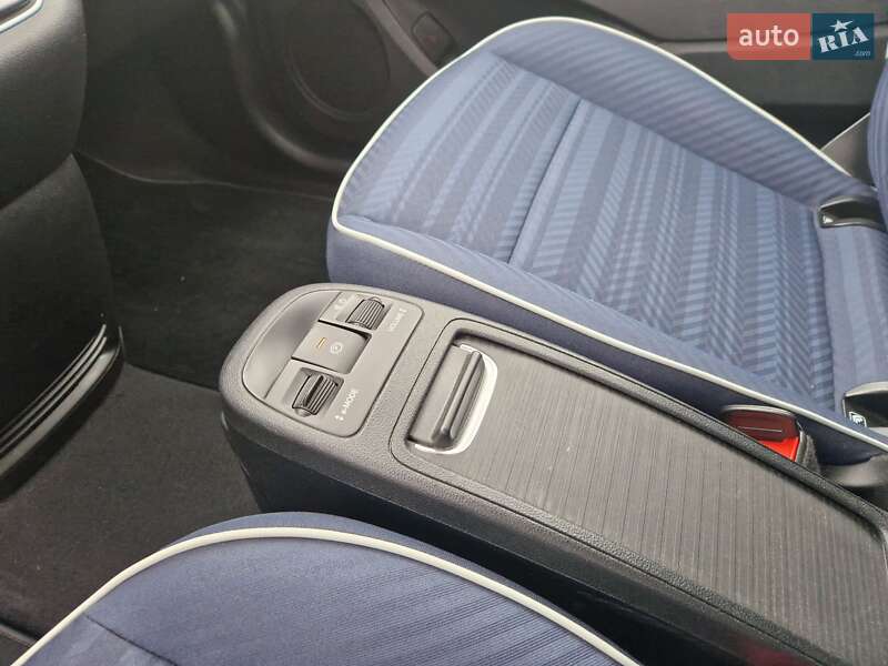 Хэтчбек Fiat 500e 2021 в Киеве