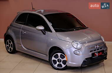 Хэтчбек Fiat 500e 2015 в 