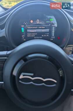 Хэтчбек Fiat 500e 2021 в 