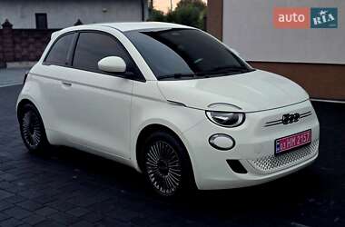 Хетчбек Fiat 500e 2023 в 