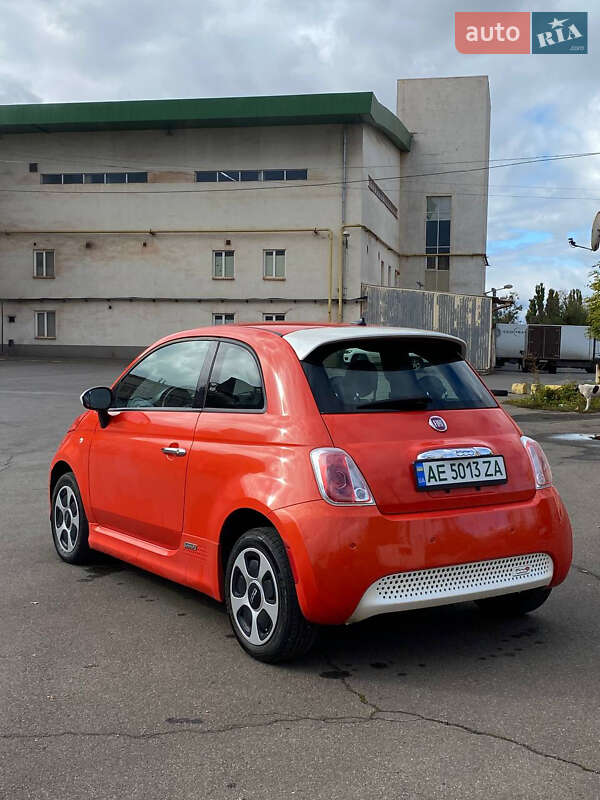 Хетчбек Fiat 500e 2015 в Кривому Розі фото 5 Хетчбек Fiat 500e 2015 в Кривому Розі
