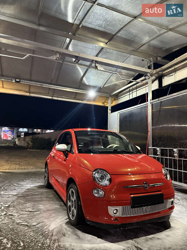 Fiat 500e 2013