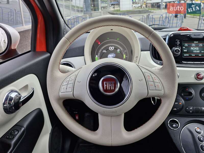 Хэтчбек Fiat 500e 2017 в Киеве