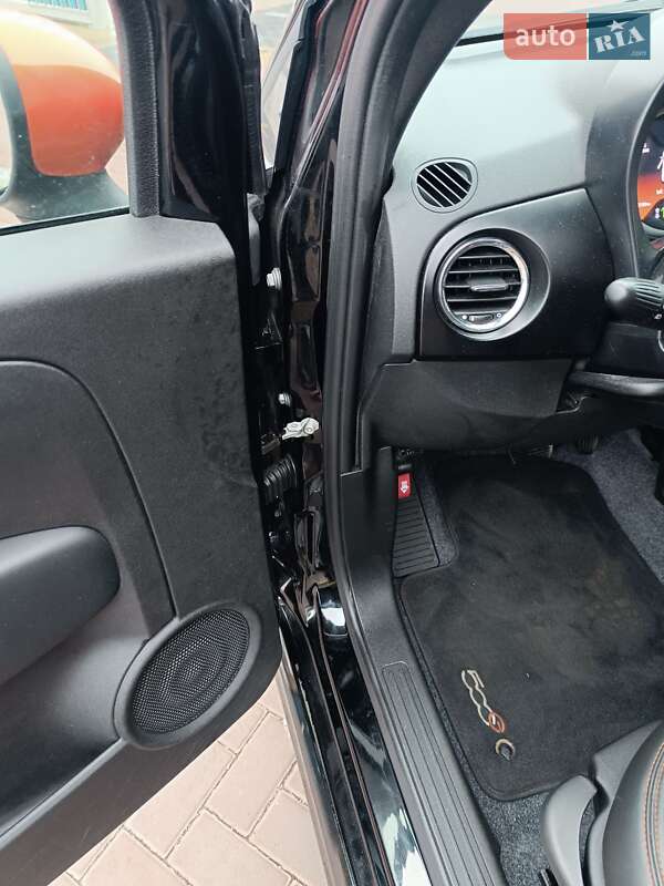 Хэтчбек Fiat 500e 2015 в Ровно