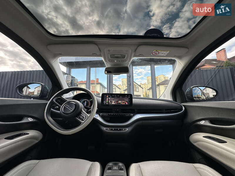 Хетчбек Fiat 500e 2020 в Києві фото 15 Хетчбек Fiat 500e 2020 в Києві