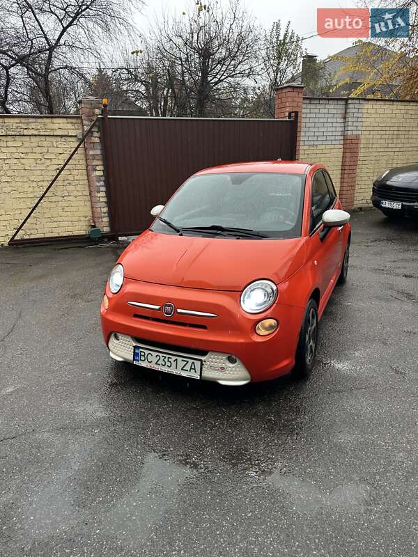 Хэтчбек Fiat 500e 2016 в Киеве фото 9 Хэтчбек Fiat 500e 2016 в Киеве