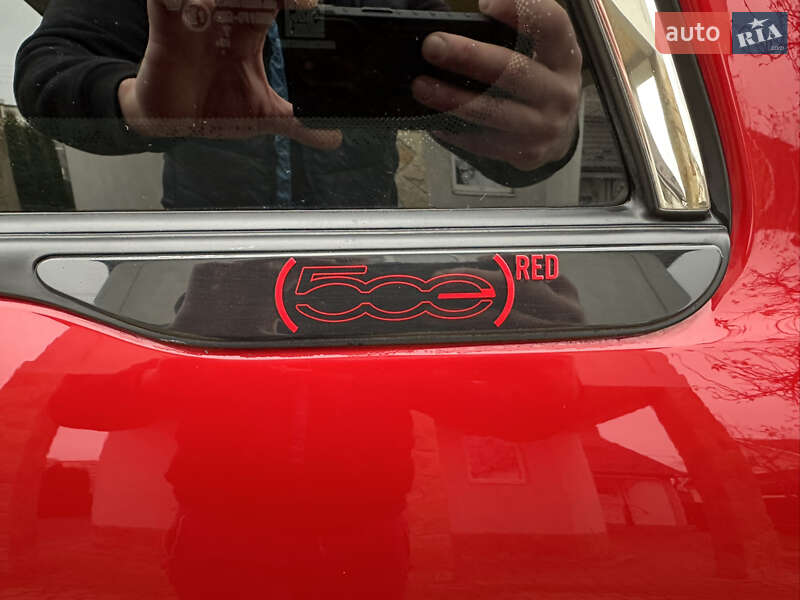 Хэтчбек Fiat 500e 2022 в Дубно