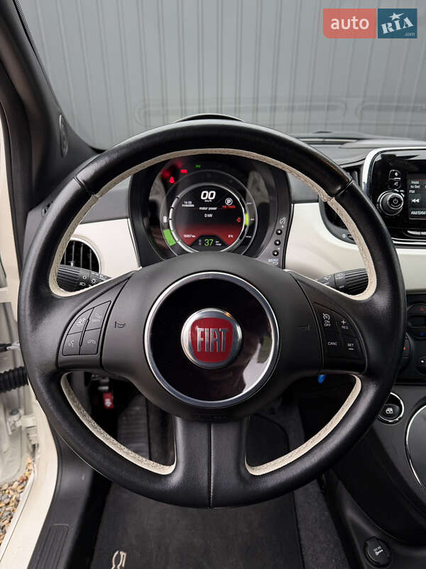 Хетчбек Fiat 500e 2018 в Івано-Франківську