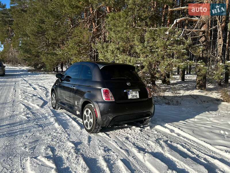 Хетчбек Fiat 500e 2016 в Дніпрі