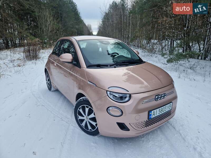 Хэтчбек Fiat 500e 2021 в Бородянке