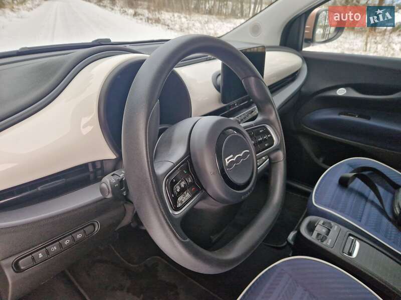 Хэтчбек Fiat 500e 2021 в Бородянке
