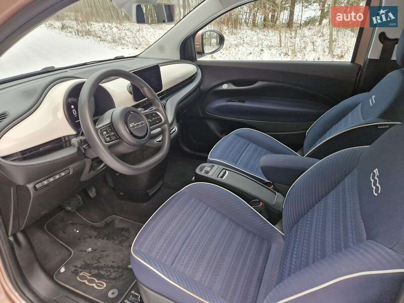 Хэтчбек Fiat 500e 2021 в Бородянке