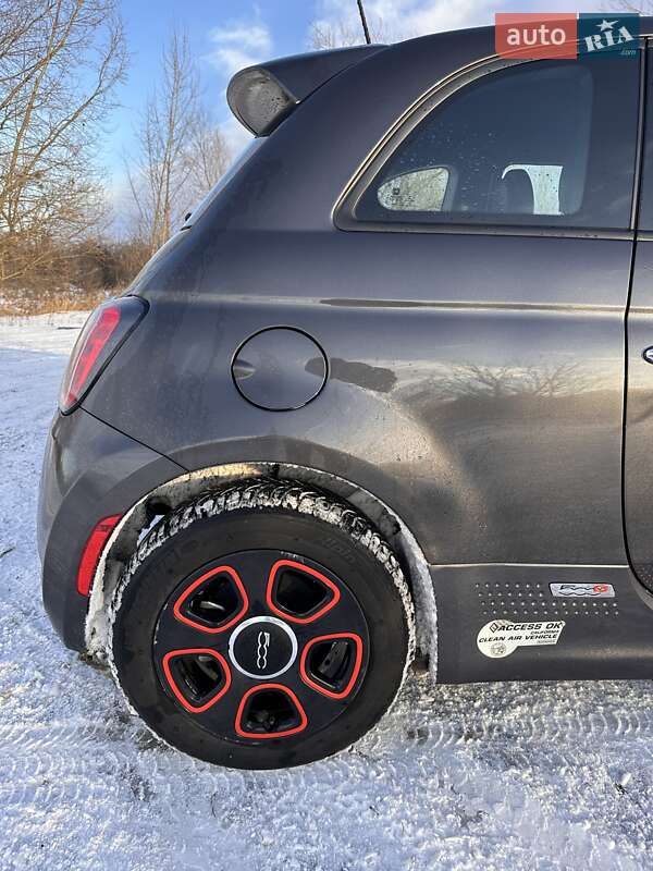 Хэтчбек Fiat 500e 2015 в Калиновке фото 11 Хэтчбек Fiat 500e 2015 в Калиновке