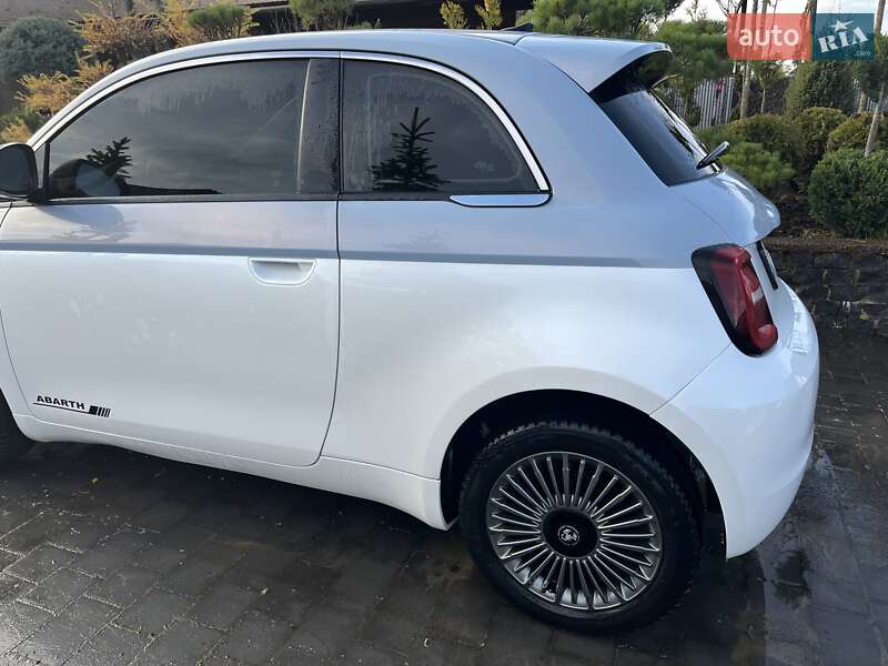 Хэтчбек Fiat 500e 2021 в Тячеве