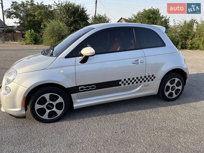 Хэтчбек Fiat 500e 2014 в Запорожье