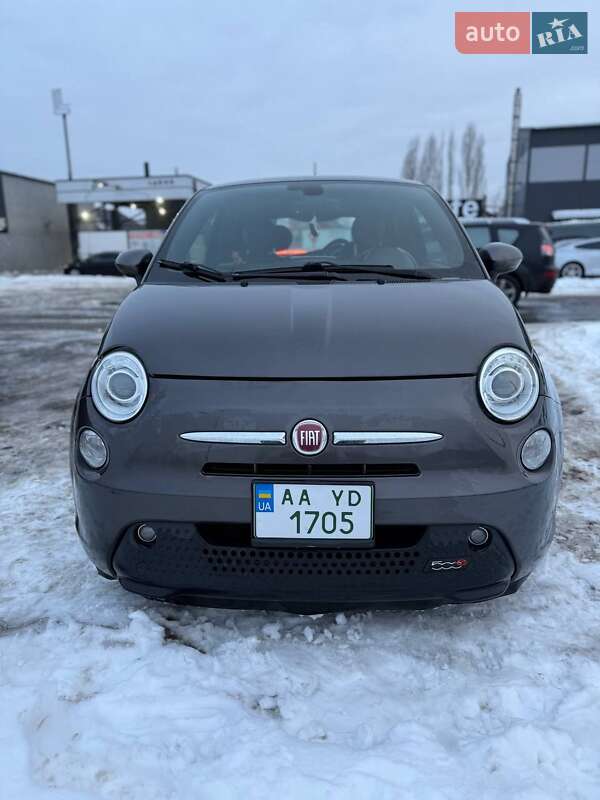 Хетчбек Fiat 500e 2016 в Києві