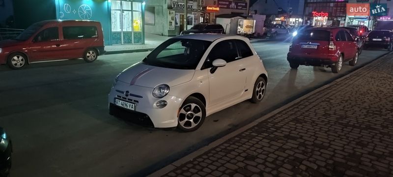 Хэтчбек Fiat 500e 2015 в Богородчанах