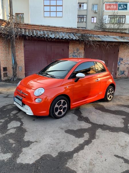 Хэтчбек Fiat 500e 2014 в Виннице