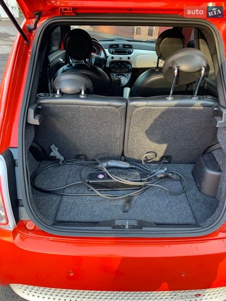 Хэтчбек Fiat 500e 2014 в Виннице